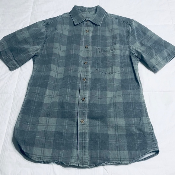 CAUSAL BUTTON DOWN - Picture 1 of 2